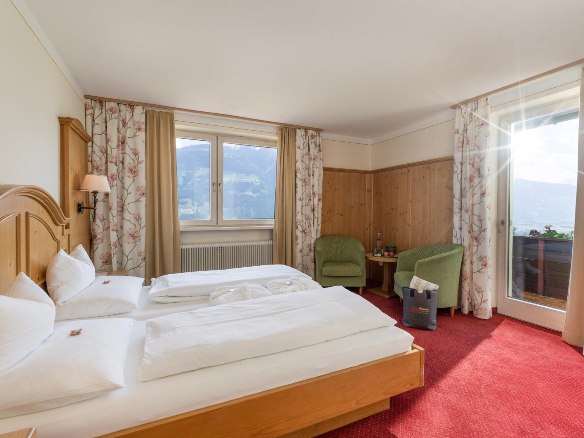 Hotel Waldfriede - Der Logenplatz Im Zillertal Fügen Zewnętrze zdjęcie